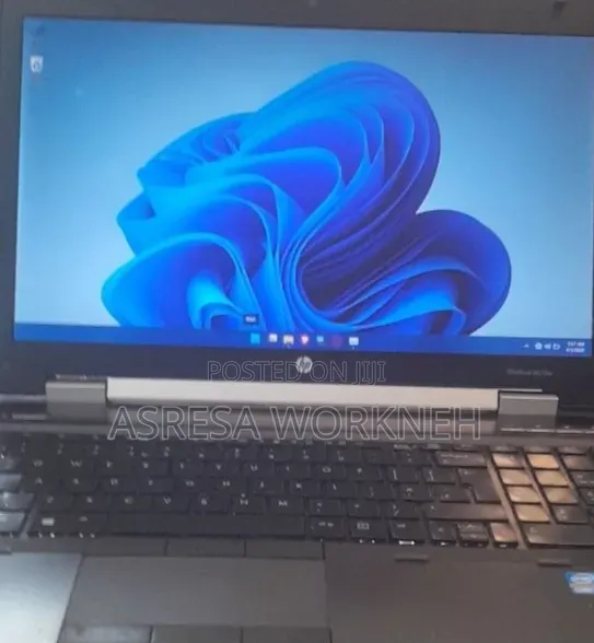 New Laptop HP 8GB Intel Core i7 HDD 128GB