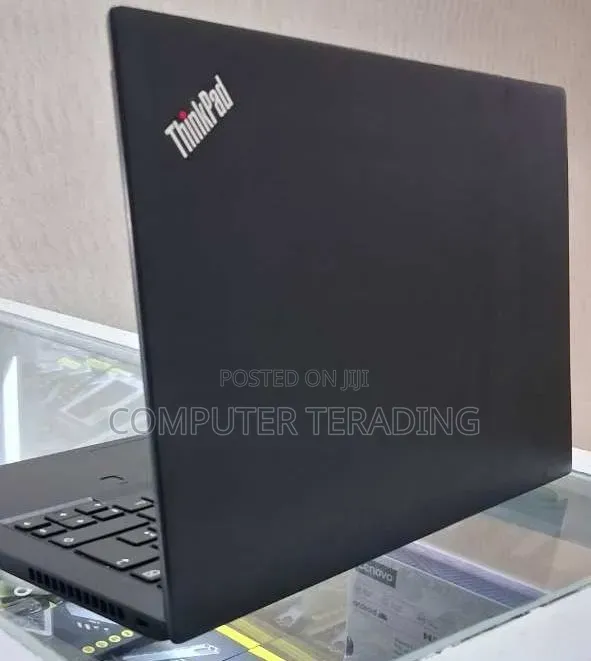 New Laptop Lenovo ThinkPad T480s 16GB Intel Core i5 SSD 256GB
