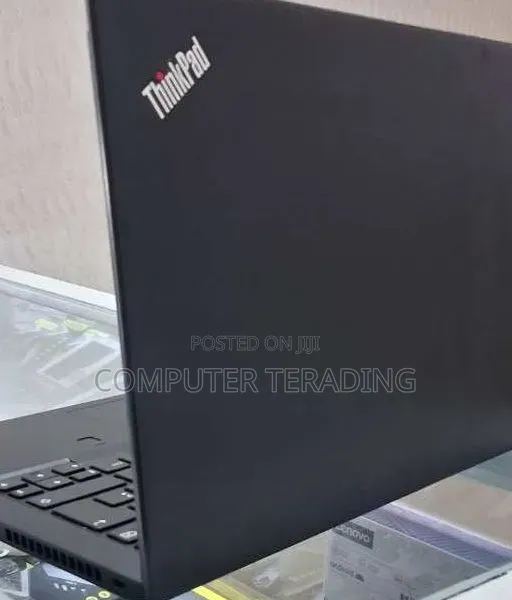 New Laptop Lenovo ThinkPad T480s 16GB Intel Core i5 SSD 256GB