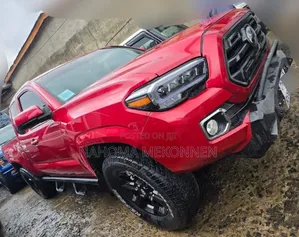 Toyota Tacoma 2018 Red