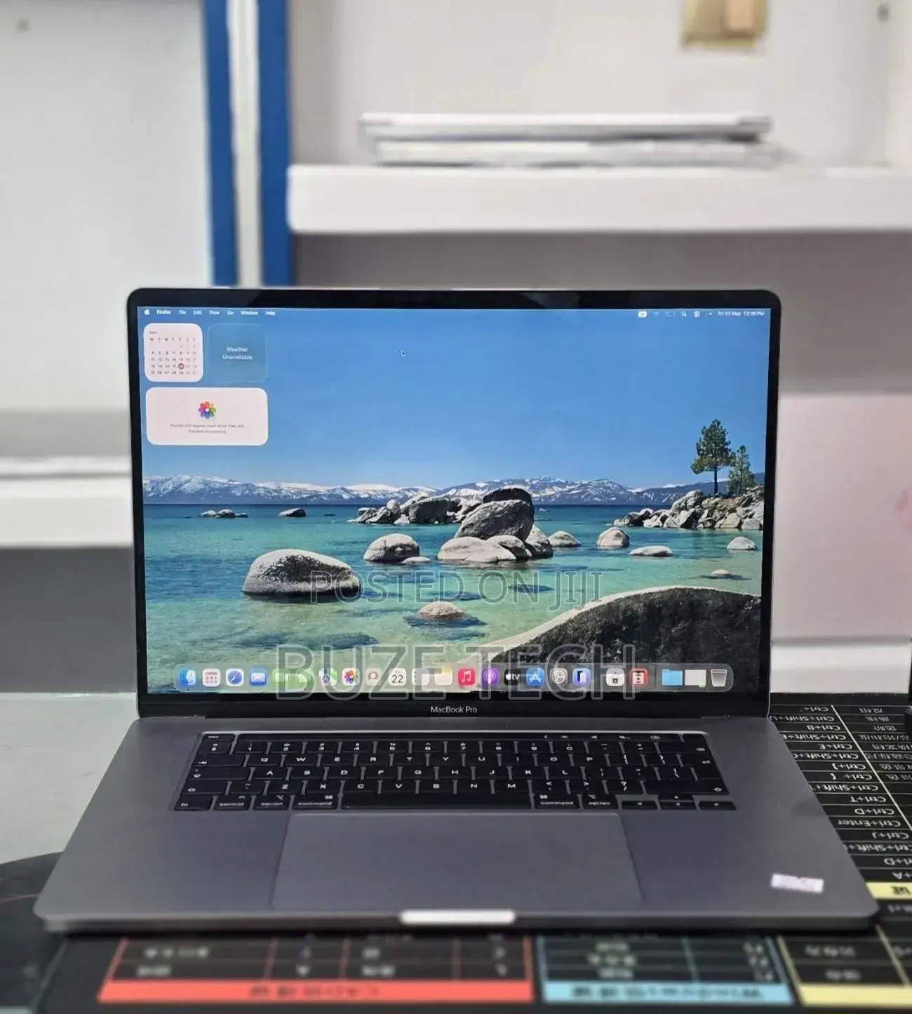 New Laptop Apple MacBook Pro 2019 32GB Intel Core i9 SSD 1T