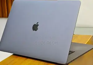 New Laptop Apple MacBook Pro 2018 16GB Intel Core i5 SSD 512GB