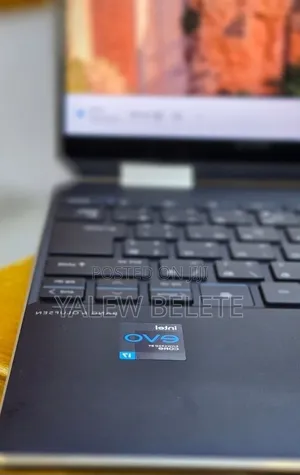 New Laptop HP Spectre X360 16GB Intel Core i7 SSD 1T