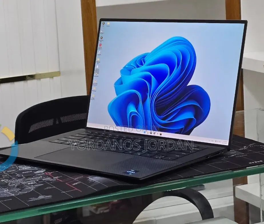 New Laptop Dell Precision 15 7550 16GB Intel Core i7 SSD 1T