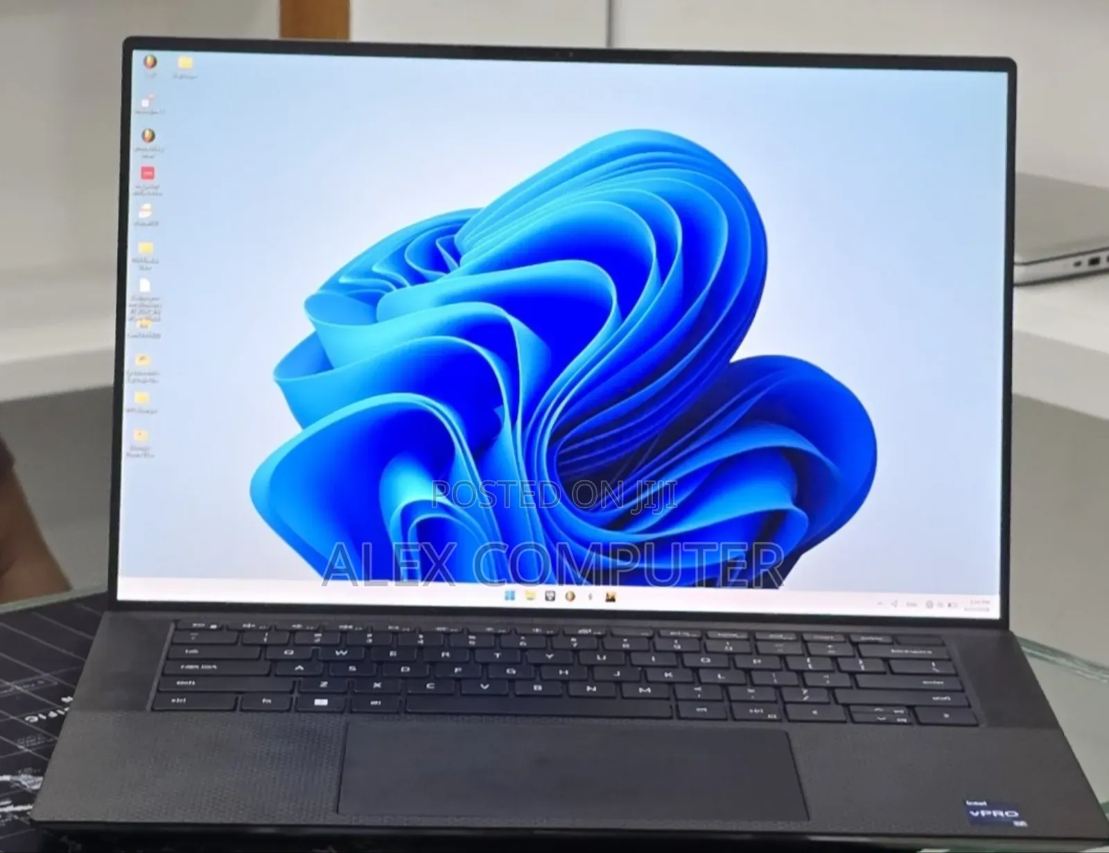 New Laptop Dell G15 5511 16GB Intel Core i7 SSD 1T