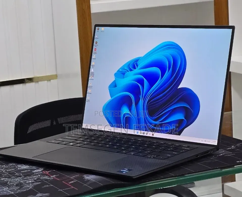 New Laptop Dell 16GB Intel Core i7 SSD 1T