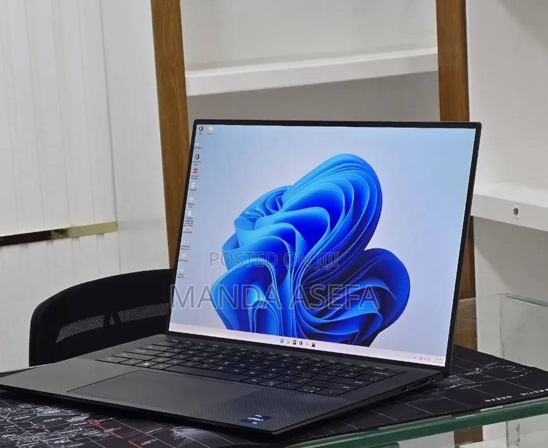 New Laptop Dell 16GB Intel Core i7 SSD 1T