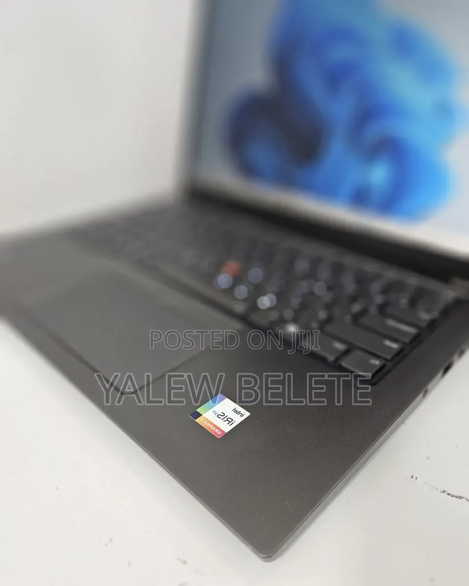 New Laptop Lenovo ThinkPad T14s G4 16GB Intel Core i7 SSD 512GB