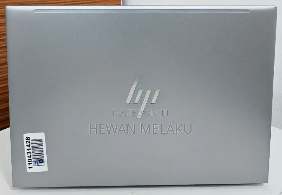 New Laptop HP ZBook Firefly 14 G10 16GB Intel Core i7 SSD 512GB