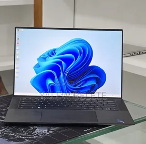 New Laptop Dell XPS 15 16GB Intel Core i7 SSD 1T