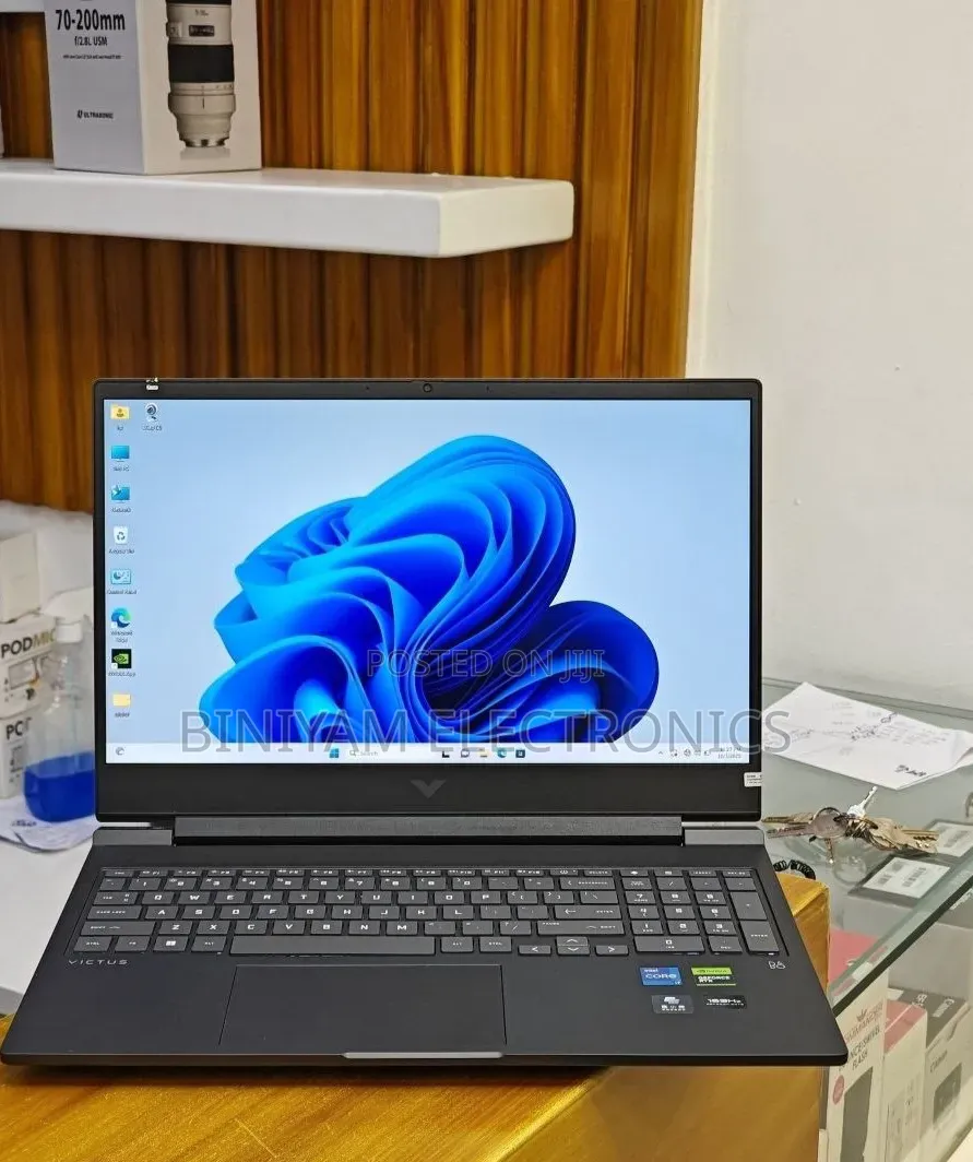 New Laptop HP Victus 16 16GB Intel Core i7 SSD 1T