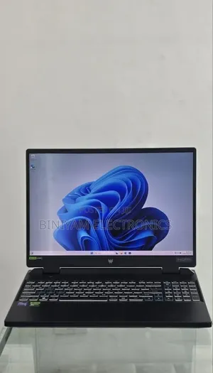 New Laptop Acer Predator Helios 300 16GB Intel Core i9 SSD 1T