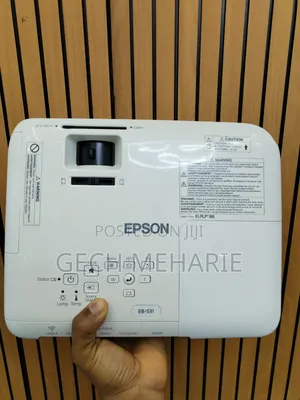 Epson Projector Model Name: Eb-S31 Has : Bag Remote Hardware In