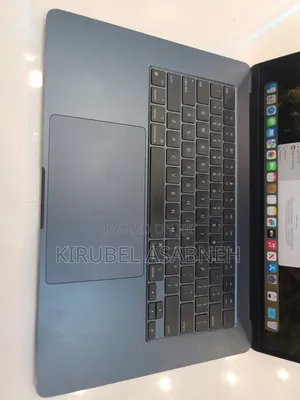 New Laptop Apple MacBook Air 2024 M3 8GB Apple M3 SSD 256GB
