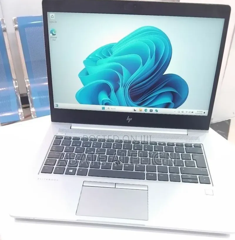 New Laptop HP EliteBook 840 G5 8GB Intel Core i5 SSD 512GB