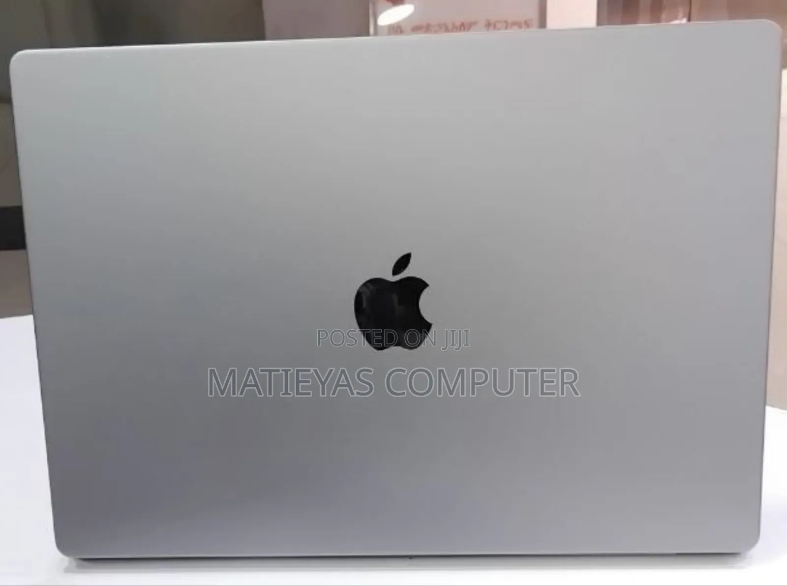 New Laptop Apple MacBook Pro 2021 M1 32GB Apple M1 Pro SSD 1T
