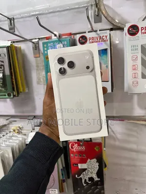 New Apple iPhone 17 Pro Max 256 GB Silver