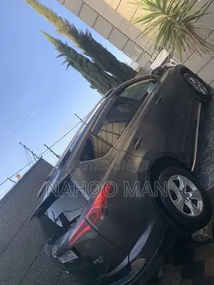 Toyota RAV4 Platinum AWD (2.5L 4cyl 6A) 2017