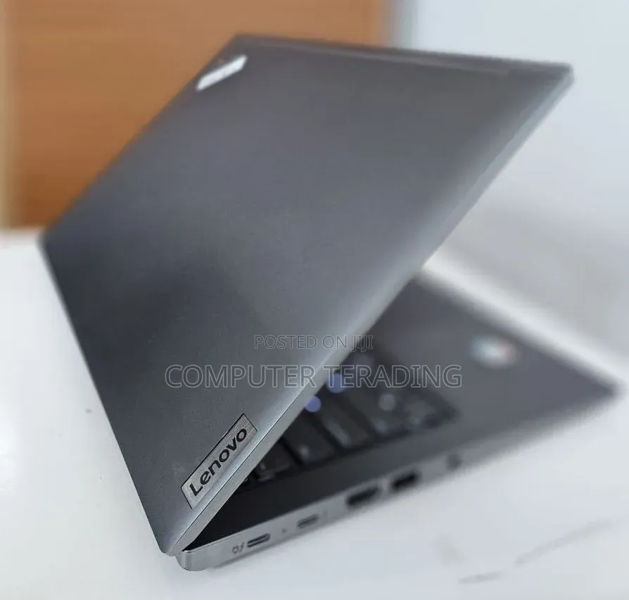 New Laptop Lenovo ThinkPad T14s G4 16GB Intel Core i7 SSD 512GB
