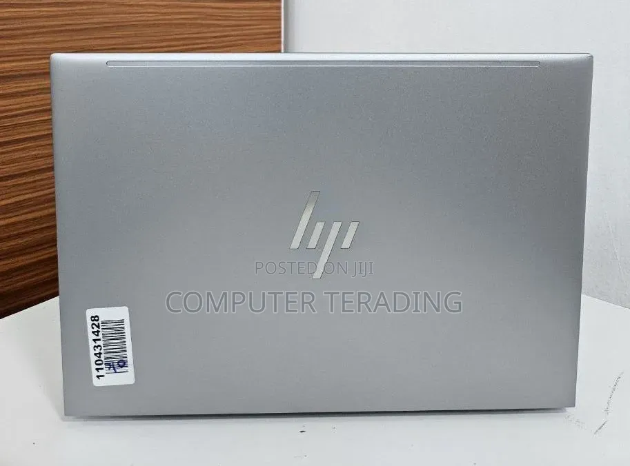New Laptop HP ZBook Firefly 14 G10 16GB Intel Core i7 SSD 512GB