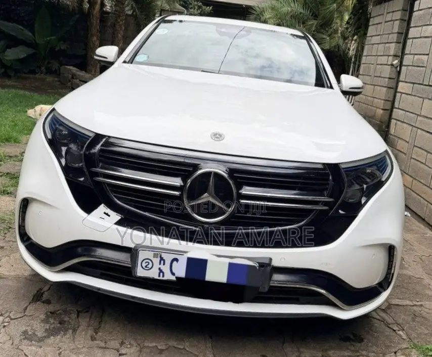 Mercedes-Benz EQC EQC400 4MATIC 2022 White