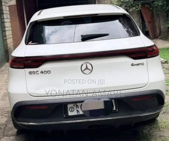 Mercedes-Benz EQC EQC400 4MATIC 2022 White