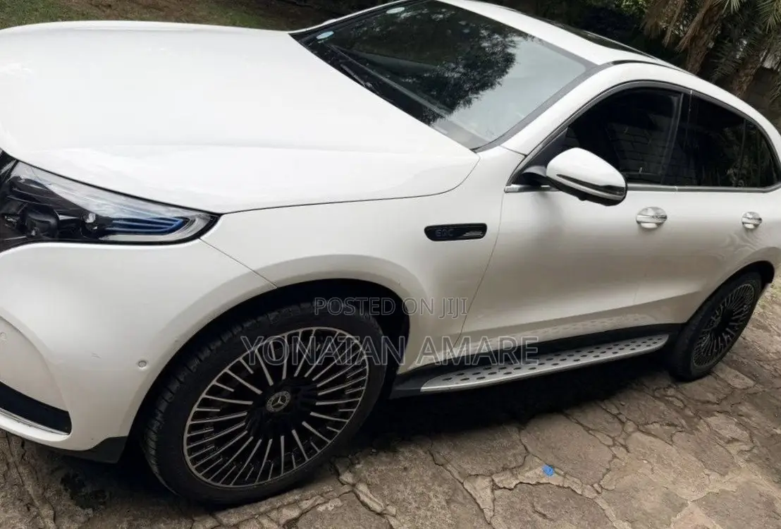 Mercedes-Benz EQC EQC400 4MATIC 2022 White
