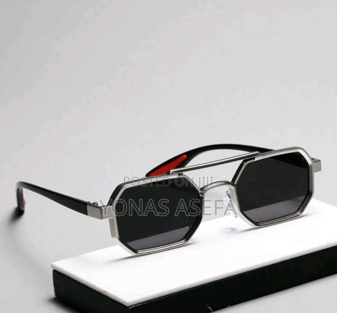 Men Fashion Glass