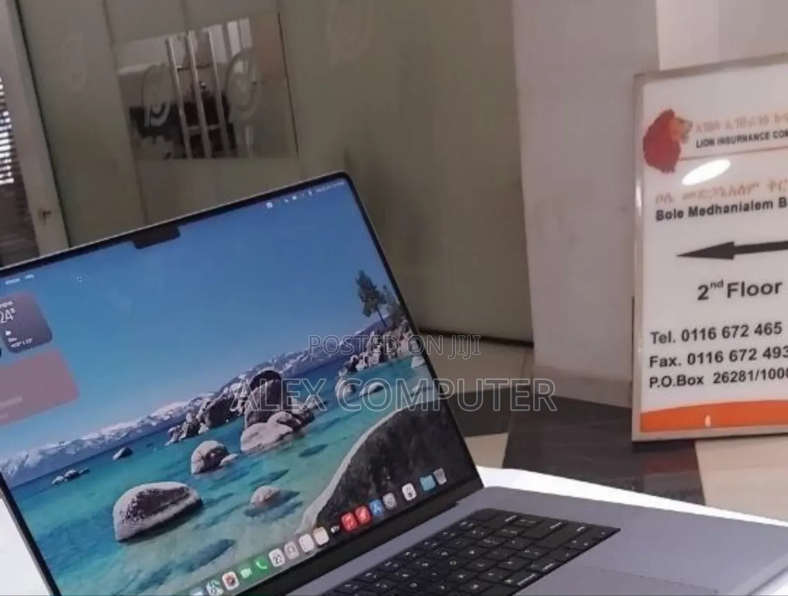 New Laptop Apple MacBook Pro 2020 M1 32GB Apple M1 Pro SSD 1T