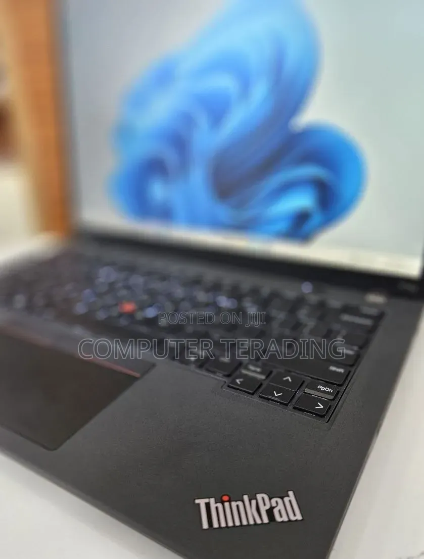 New Laptop Lenovo ThinkPad P14s 16GB Intel Core i7 SSD 512GB