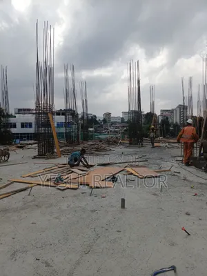 3bdrm Apartment in ኤማሮሽ ሪልስቴት, Arada for sale