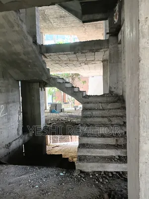 3bdrm Apartment in ኤማሮሽ ሪልስቴት, Arada for sale