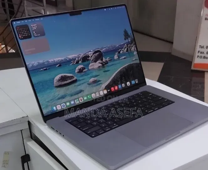 New Laptop Apple MacBook Pro 2021 M1 32GB Apple M1 Pro SSD 1T