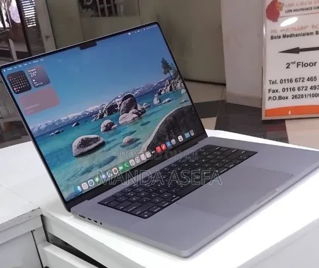 New Laptop Apple MacBook Pro 2021 M1 32GB Apple M1 Pro SSD 1T