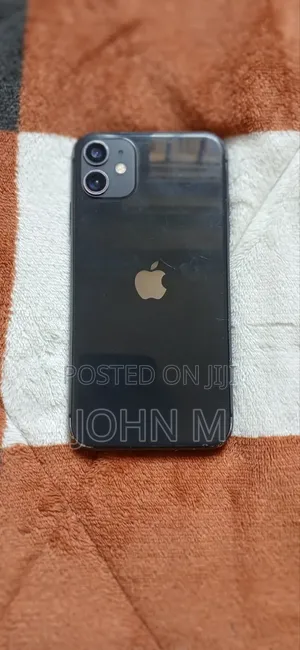 Apple iPhone 11 64 GB Black