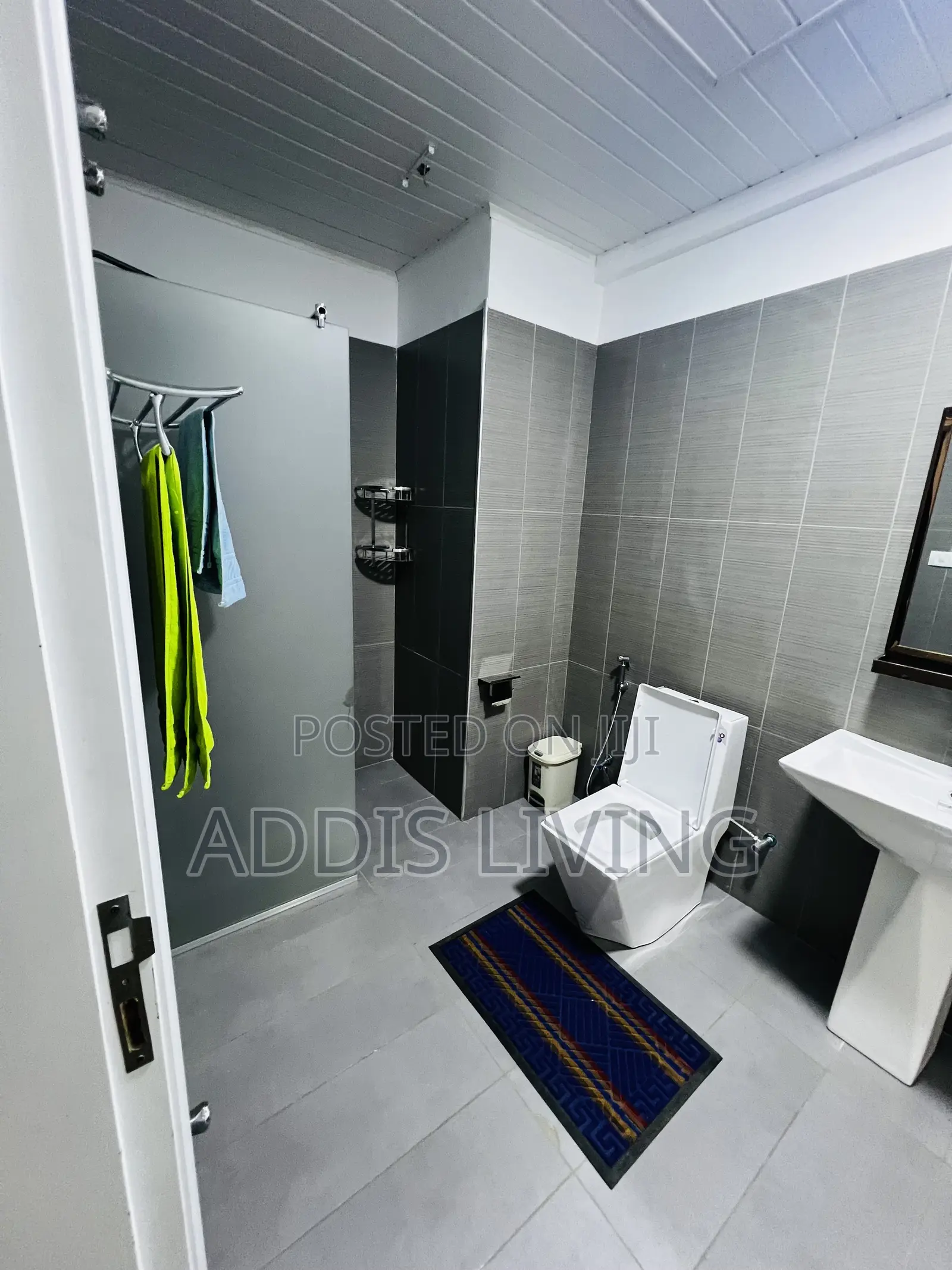 Furnished 2bdrm Apartment in Bole for rent