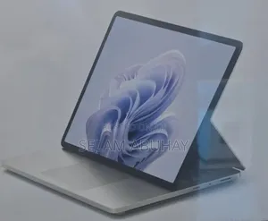 New Microsoft Surface Laptop Studio 2 16GB Intel Core i7 SSD 512GB