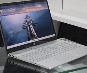 New Laptop HP Pavilion 15 8GB Intel Core i7 SSD 256GB