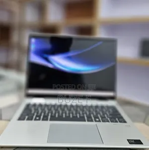 New Laptop HP Elitebook 830 G11 16GB Intel Core Ultra 7 SSD 512GB