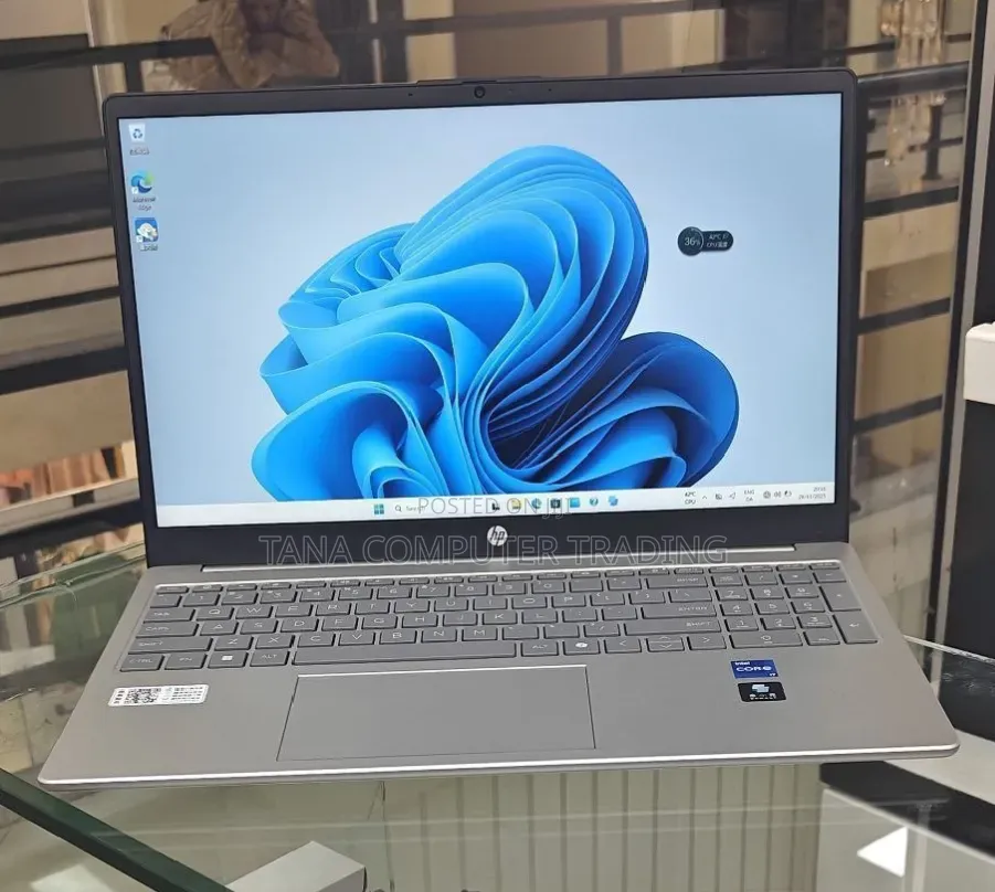 New Laptop HP Stream Notebook 16GB Intel Core i7 SSD 1T
