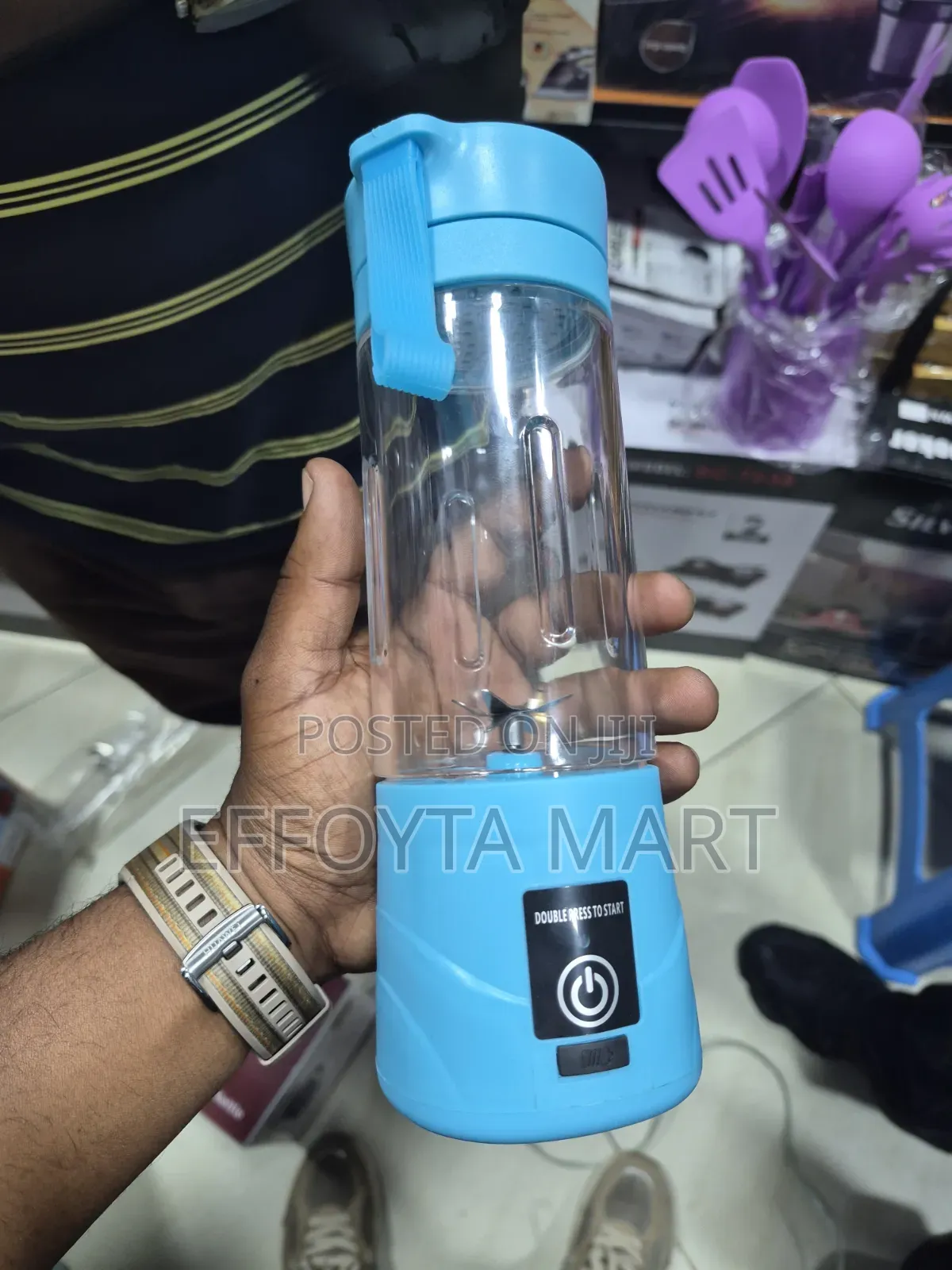 High Quality Mini Chargeable and Portable Juicer