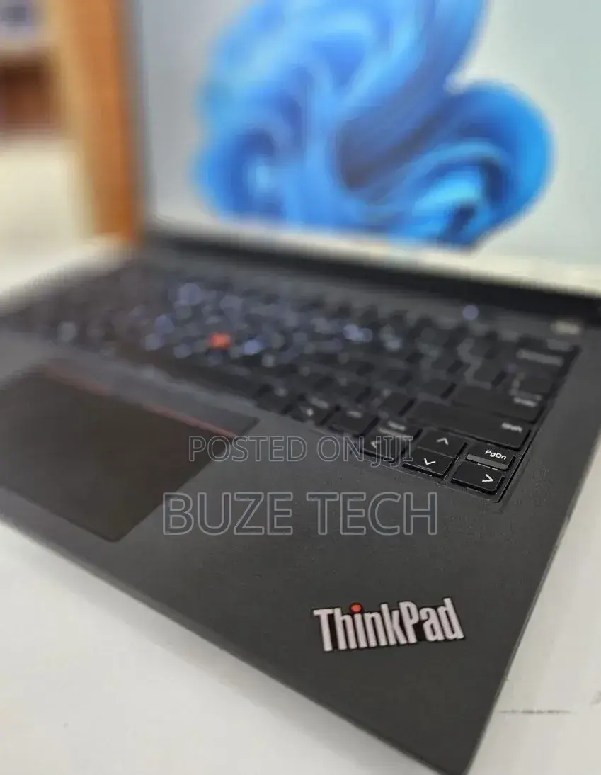New Laptop Lenovo ThinkPad P14s 16GB Intel Core i7 SSD 512GB