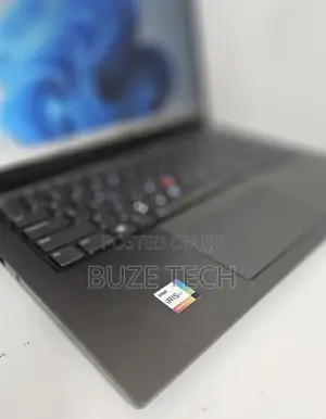 New Laptop Lenovo 16GB Intel Core i7 SSD 512GB