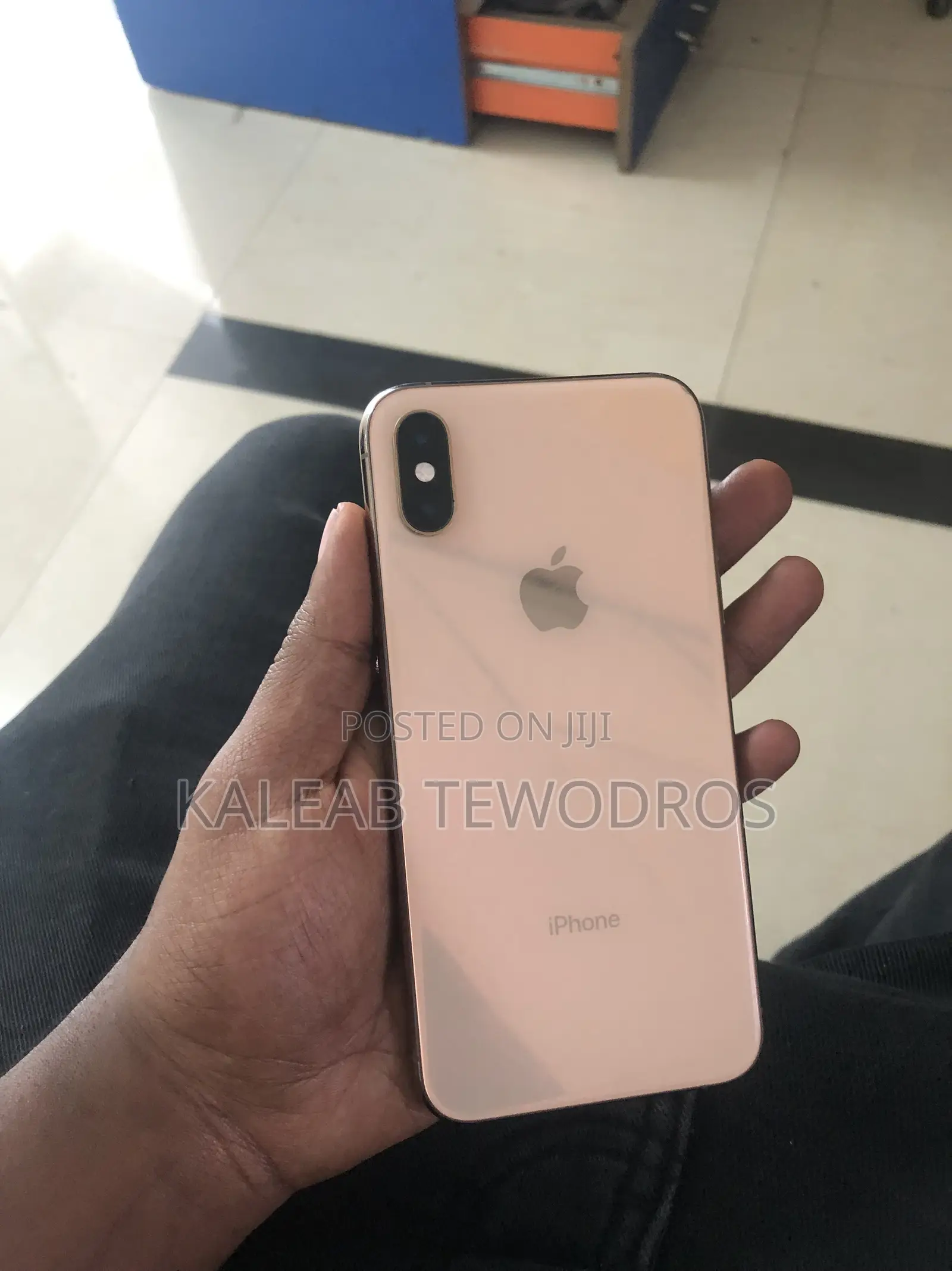 Apple iPhone XS 64 GB Gold