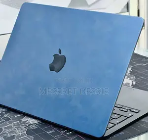 New Laptop Apple MacBook Air 2022 M2 16GB Intel Core M2 SSD 512GB
