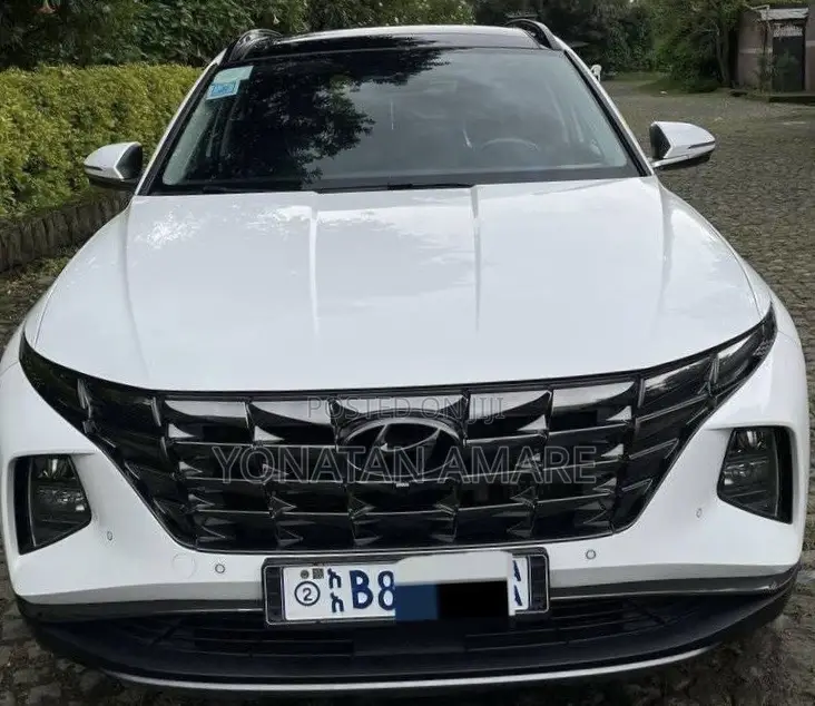 Hyundai Tucson 2021 White