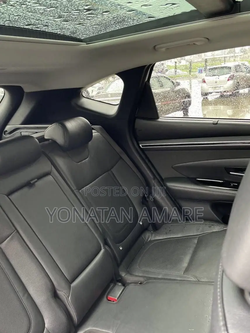 Hyundai Tucson 2021 White