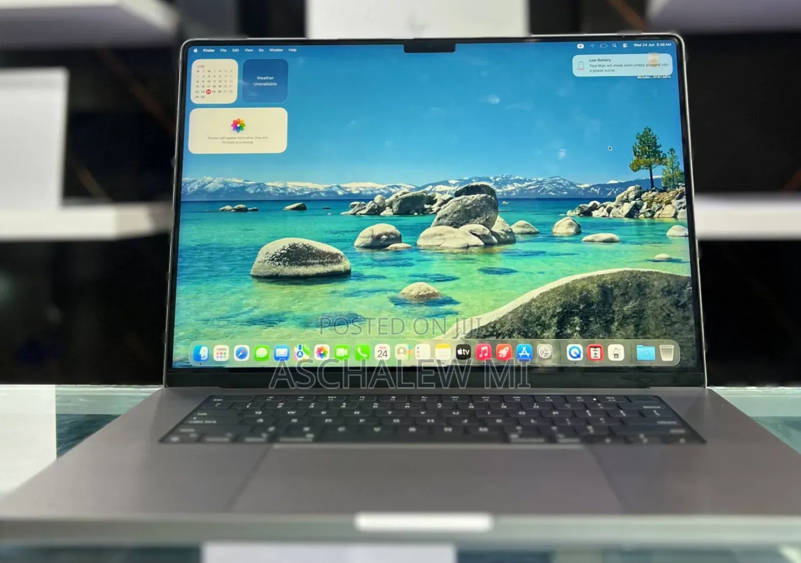 New Laptop Apple MacBook Pro 2021 M1 32GB Apple M1 Pro SSD 512GB