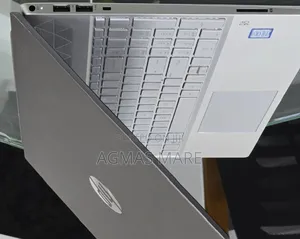 New Laptop HP Pavilion 15 8GB Intel Core i7 SSD 256GB