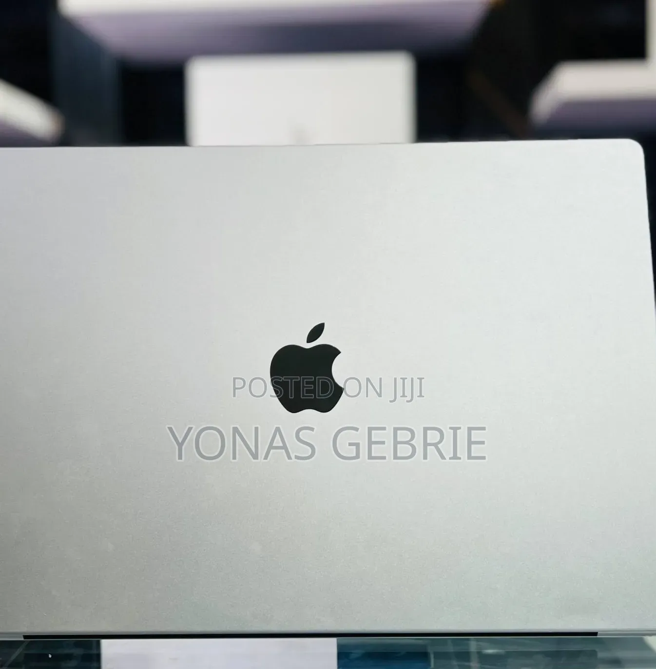 New Laptop Apple MacBook 32GB Apple M1 Pro SSD 512GB